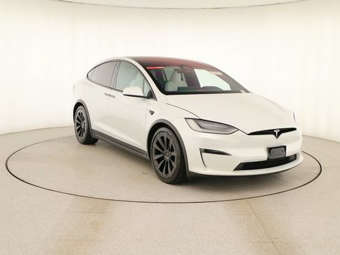 Used 2022 Tesla Model X AWD/4WD image 10