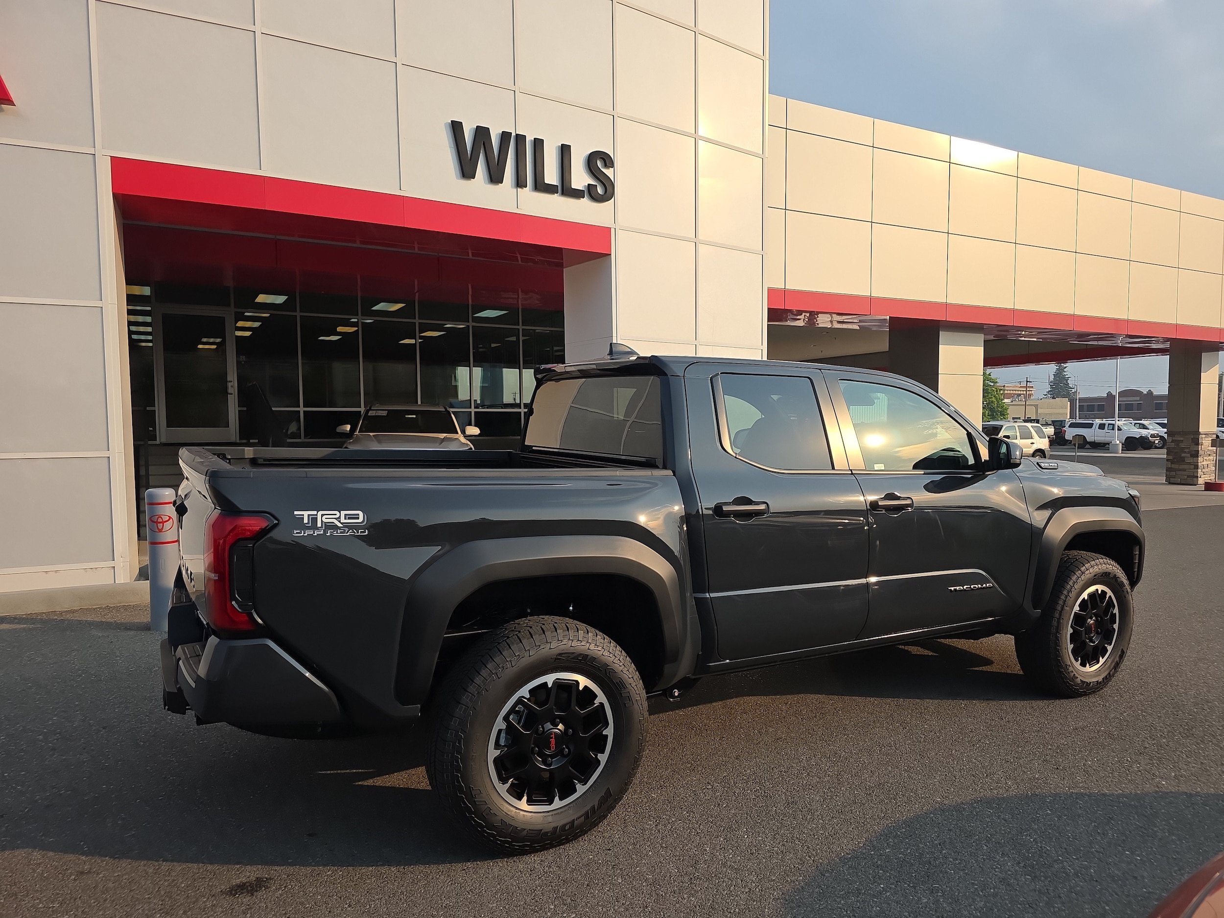 Used 2026 Toyota Tacoma TRD Off-Road AWD/4WD image 7