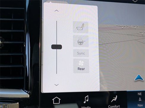 New 2026 Chrysler Pacifica Select image 24