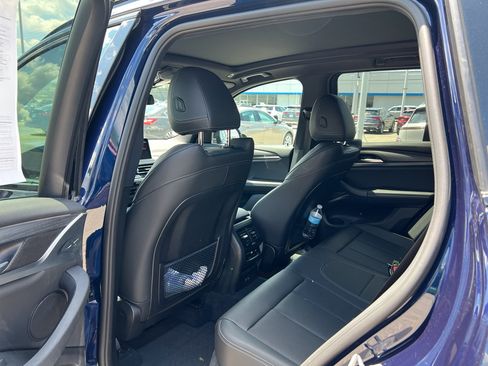 Used 2022 BMW X3 xDrive30i w/ M Sport Package 2 AWD/4WD image 10