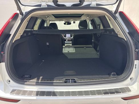 New 2025 Volvo V60 B5 Cross Country Plus w/ Protection Package Premier image 27