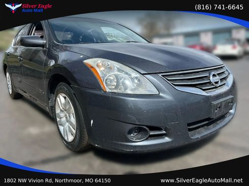 Used 2010 Nissan Altima 2.5 S FWD image 5