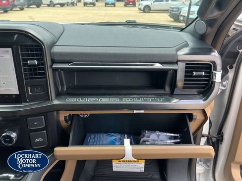 New 2026 Ford F250 Lariat w/ Chrome Package AWD/4WD image 42