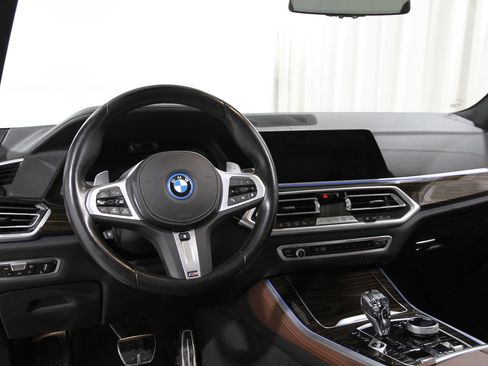 Certified 2023 BMW X5 xDrive45e w/ Executive Package image 7