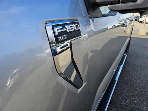 Used 2024 Ford F150 XLT w/ Mobile Office Package image 10