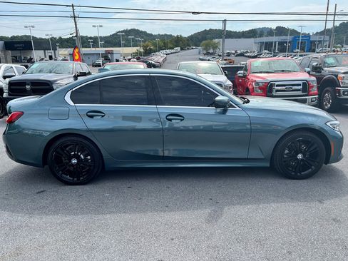 Used 2019 BMW 330i Sedan w/ Convenience Package image 4