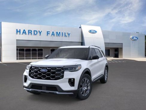 New 2026 Ford Explorer Platinum RWD image 2