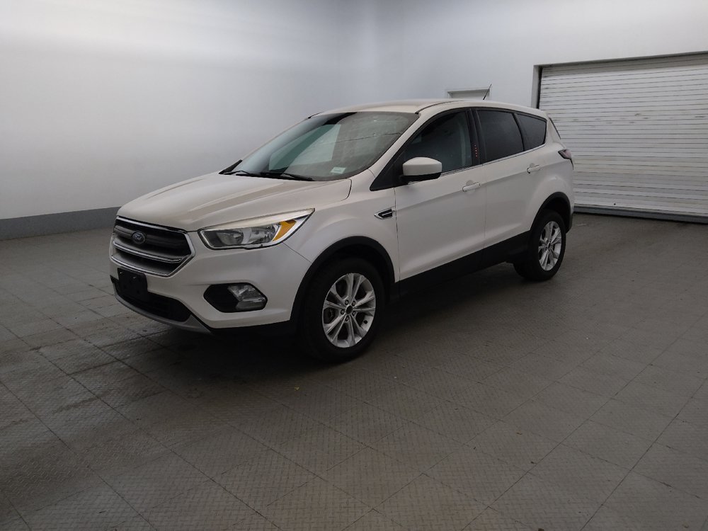 Used 2017 Ford Escape SE AWD/4WD image 2