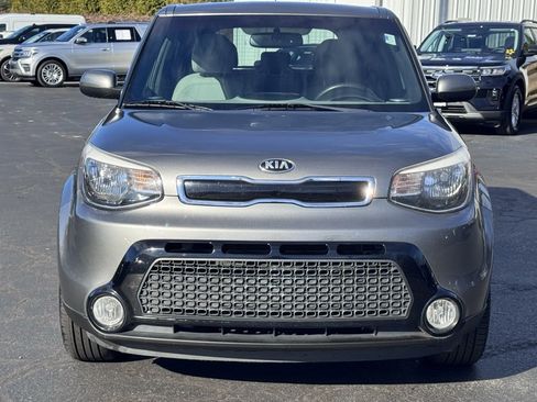 Used 2016 Kia Soul + image 14
