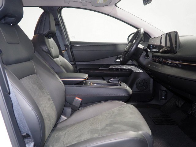 Used 2024 Nissan Ariya Evolve+ FWD image 15