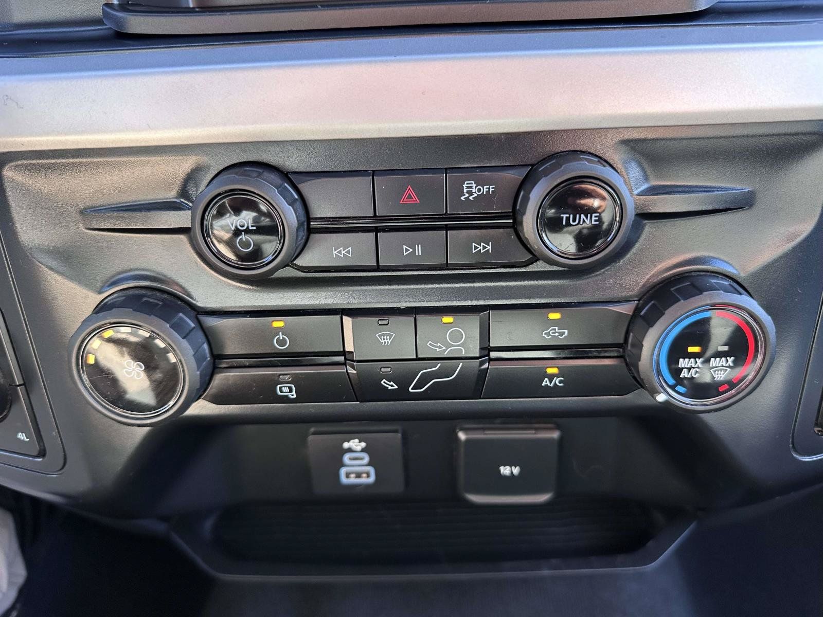 Used 2025 Ford F250 XLT AWD/4WD image 23