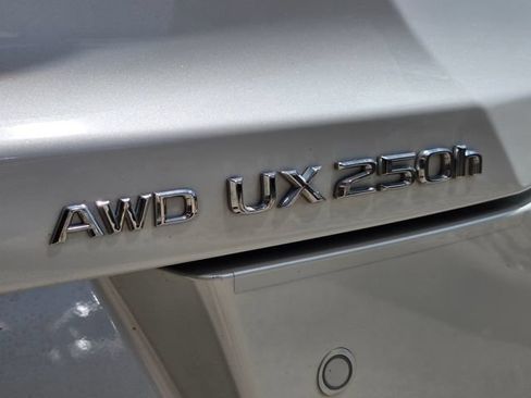 Used 2023 Lexus UX 250h AWD w/ Accessory Package (Z2) image 9