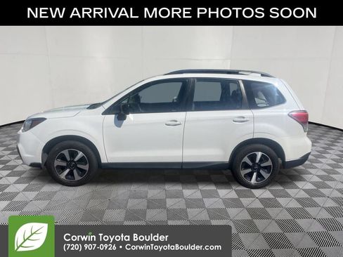 Used 2017 Subaru Forester 2.5i w/ Alloy Wheel Package AWD/4WD image 4
