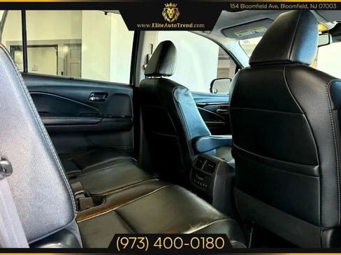 Used 2017 Honda Pilot Touring image 26