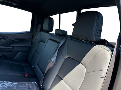 New 2026 Chevrolet Colorado LT w/ LT Convenience Package image 16