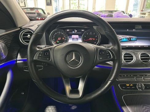 Used 2018 Mercedes-Benz E 300 4MATIC image 56