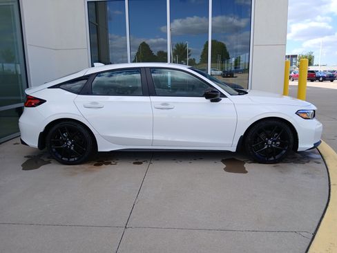 New 2025 Honda Civic Sport image 1