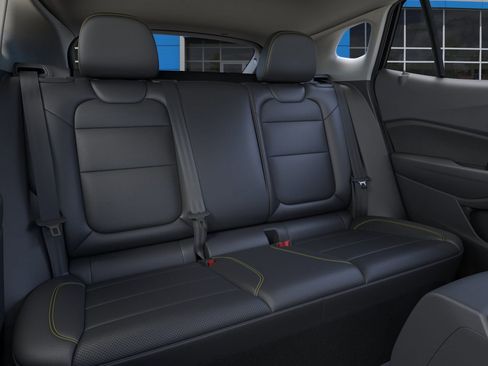 New 2026 Chevrolet Trax ACTIV w/ Sunroof Package image 17