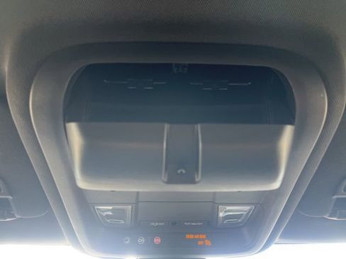 Used 2022 Chevrolet Equinox RS w/ LPO, Floor Liner Package AWD/4WD image 26