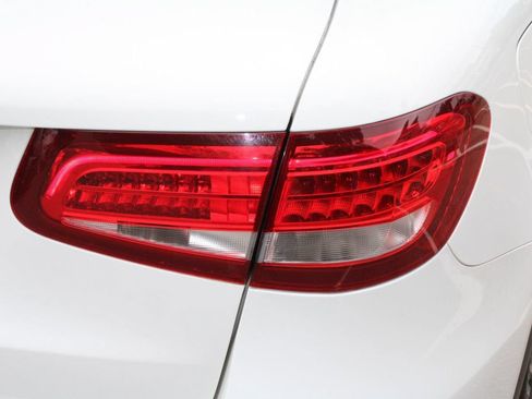 Used 2017 Mercedes-Benz GLC 300 image 10