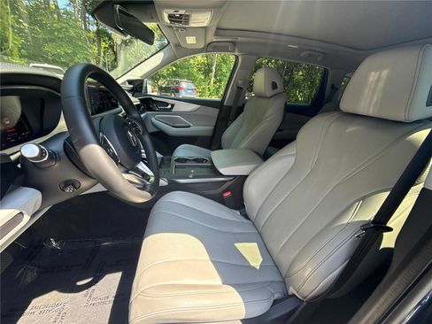 Used 2025 Acura MDX FWD w/ Technology Package image 11