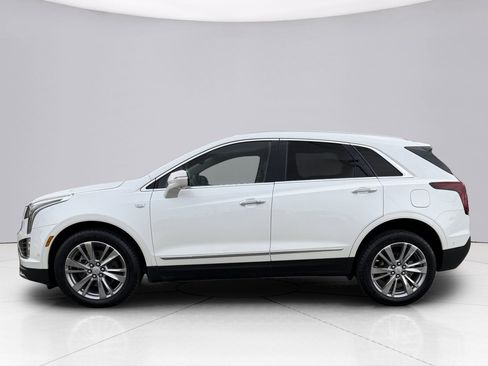 Used 2023 Cadillac XT5 Premium Luxury w/ Technology Package AWD/4WD image 7