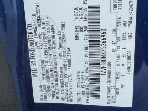 Used 2007 Ford Mustang Premium RWD image 16
