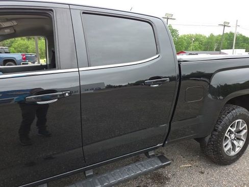 Used 2016 GMC Canyon SLE w/ All Terrain Package AWD/4WD image 39