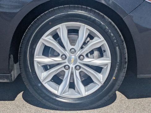 Used 2023 Chevrolet Malibu LT image 11