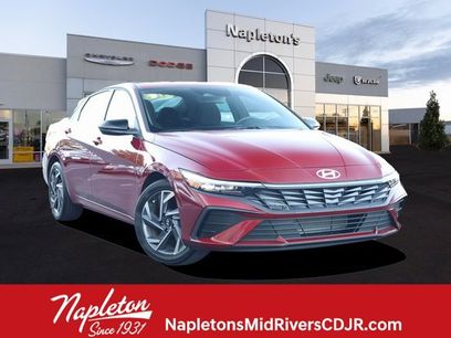 Used 2025 Hyundai Elantra Sport w/ Cargo Package