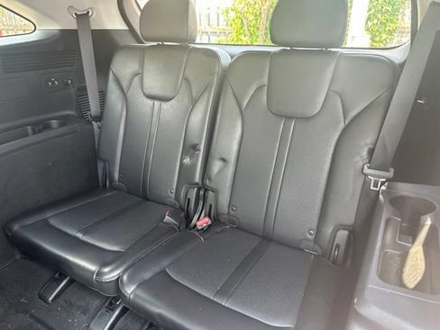 Used 2023 Kia Sorento SX AWD/4WD image 9