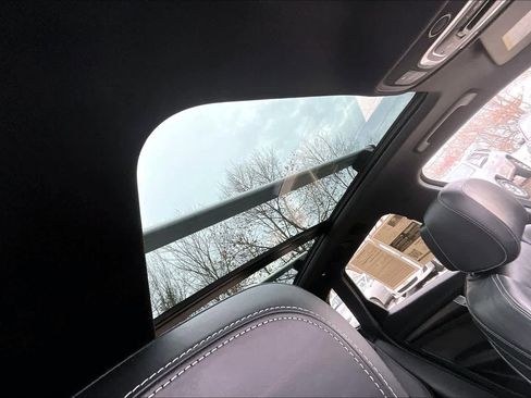 Used 2018 Audi SQ5 Premium Plus w/ Navigation Package image 14