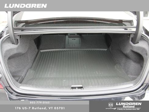 Used 2022 Volvo S60 B5 Momentum w/ Premium Package AWD/4WD image 41