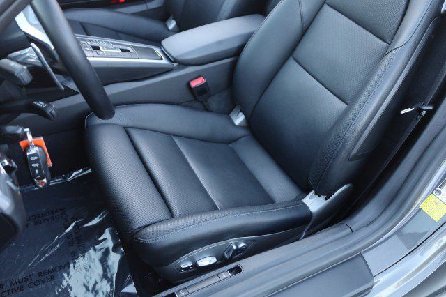 Used 2017 Porsche 718 Boxster RWD image 27