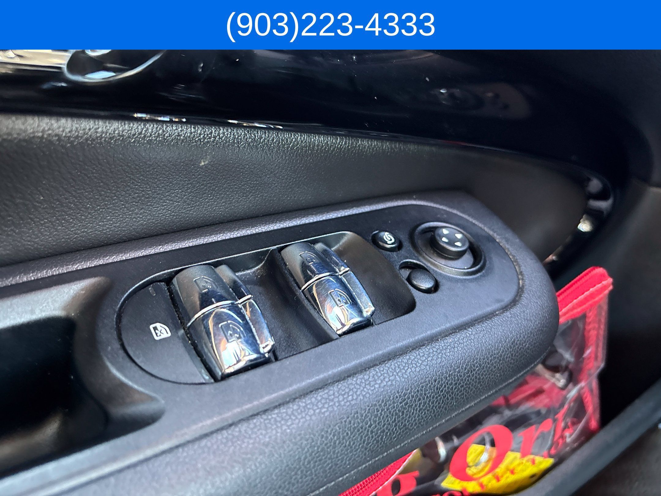 Used 2022 MINI Cooper Clubman S w/ Premium Package FWD image 19