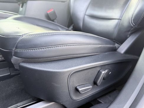 Used 2020 Ford Escape SEL image 20