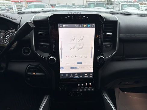 Used 2024 RAM 3500 Laramie w/ Night Edition image 33