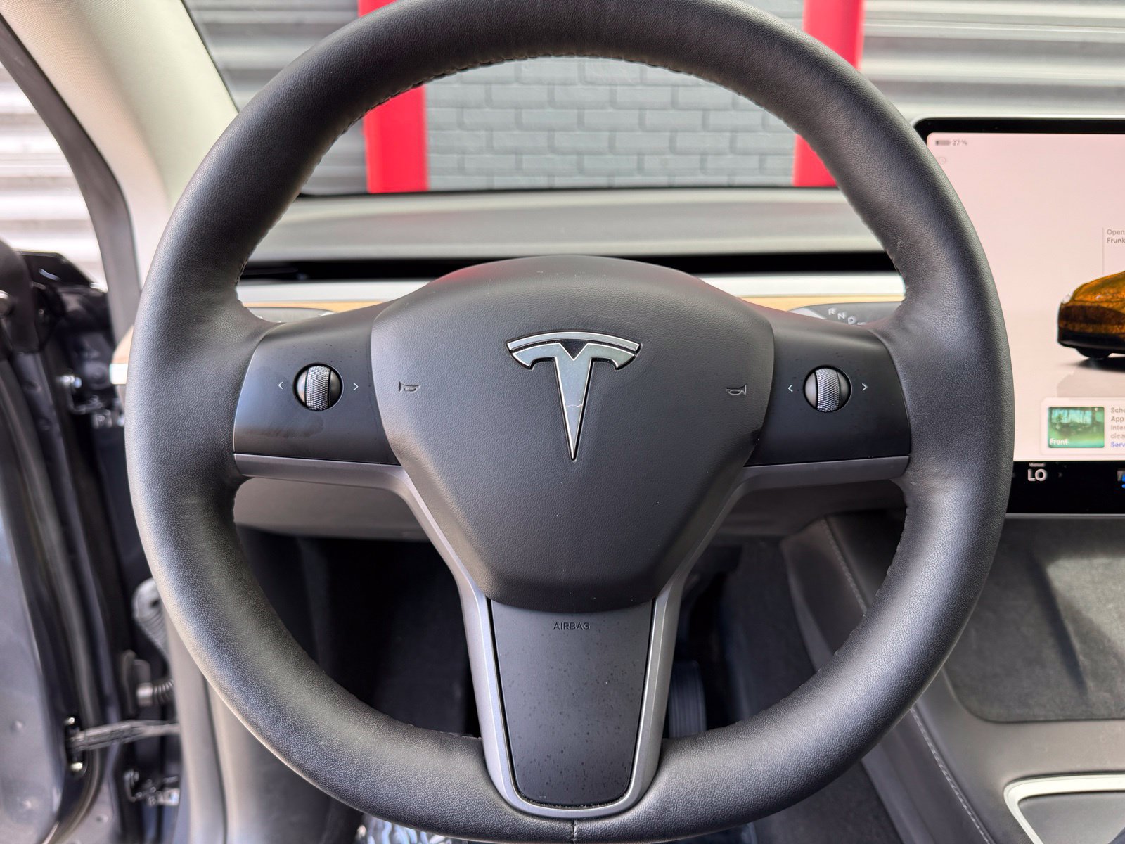 Used 2023 Tesla Model Y 2WD image 30