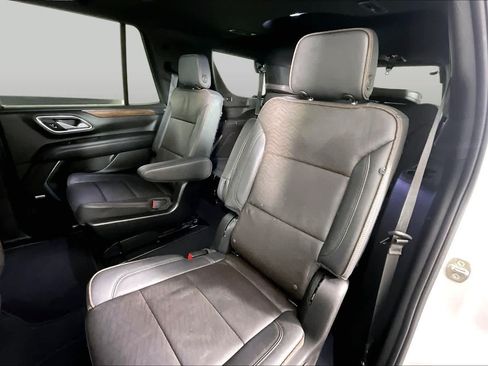Used 2022 Chevrolet Tahoe High Country AWD/4WD image 18