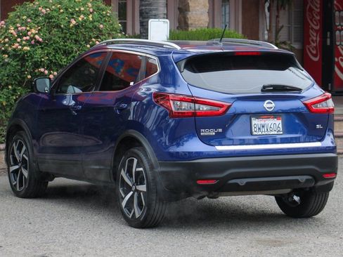 Used 2020 Nissan Rogue Sport SL w/ Premium Package image 6