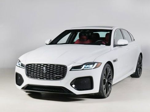 Used 2024 Jaguar XF R-Dynamic SE image 1