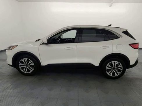 Used 2022 Ford Escape SEL image 4