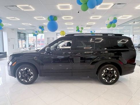 Used 2026 Hyundai Santa Fe SEL FWD image 4