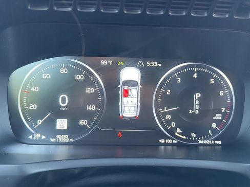 Used 2017 Volvo XC90 T6 Momentum AWD/4WD image 8