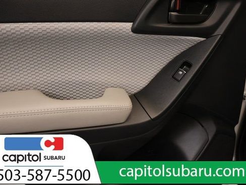 Used 2017 Subaru Forester 2.5i Premium w/ Protection Package #1 AWD/4WD image 30