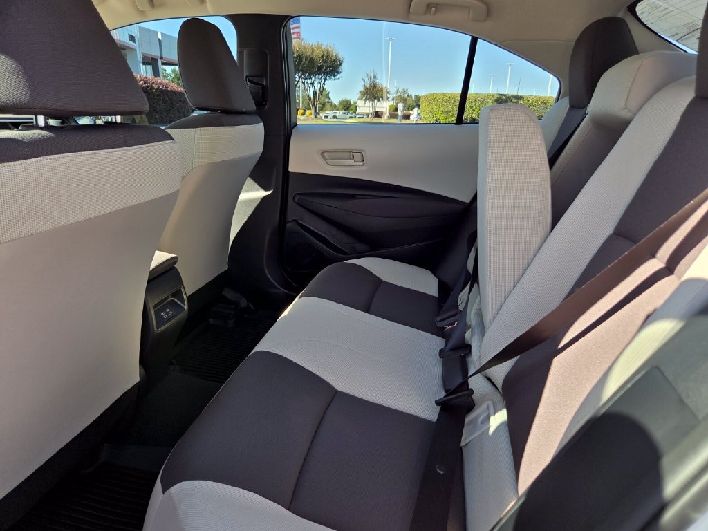 New 2027 Toyota Corolla LE w/ LE Premium Package FWD image 6