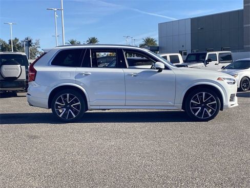 Used 2020 Volvo XC90 T6 Momentum image 6