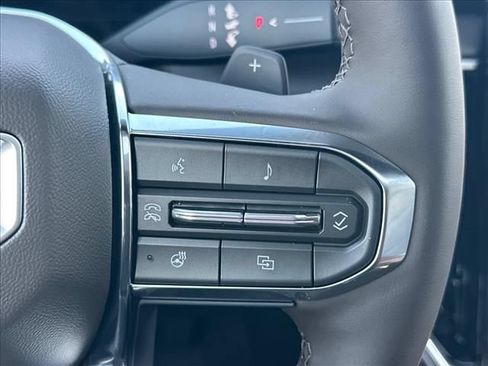 New 2026 GMC Yukon Elevation w/ Elevation Premium Package AWD/4WD image 34