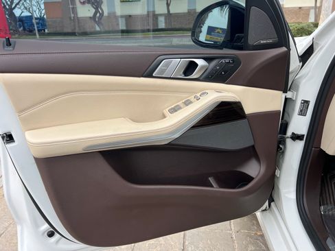 Used 2019 BMW X7 xDrive40i w/ Premium Package AWD/4WD image 15