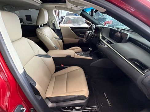 Used 2020 Lexus ES 350 w/ Premium Package image 43